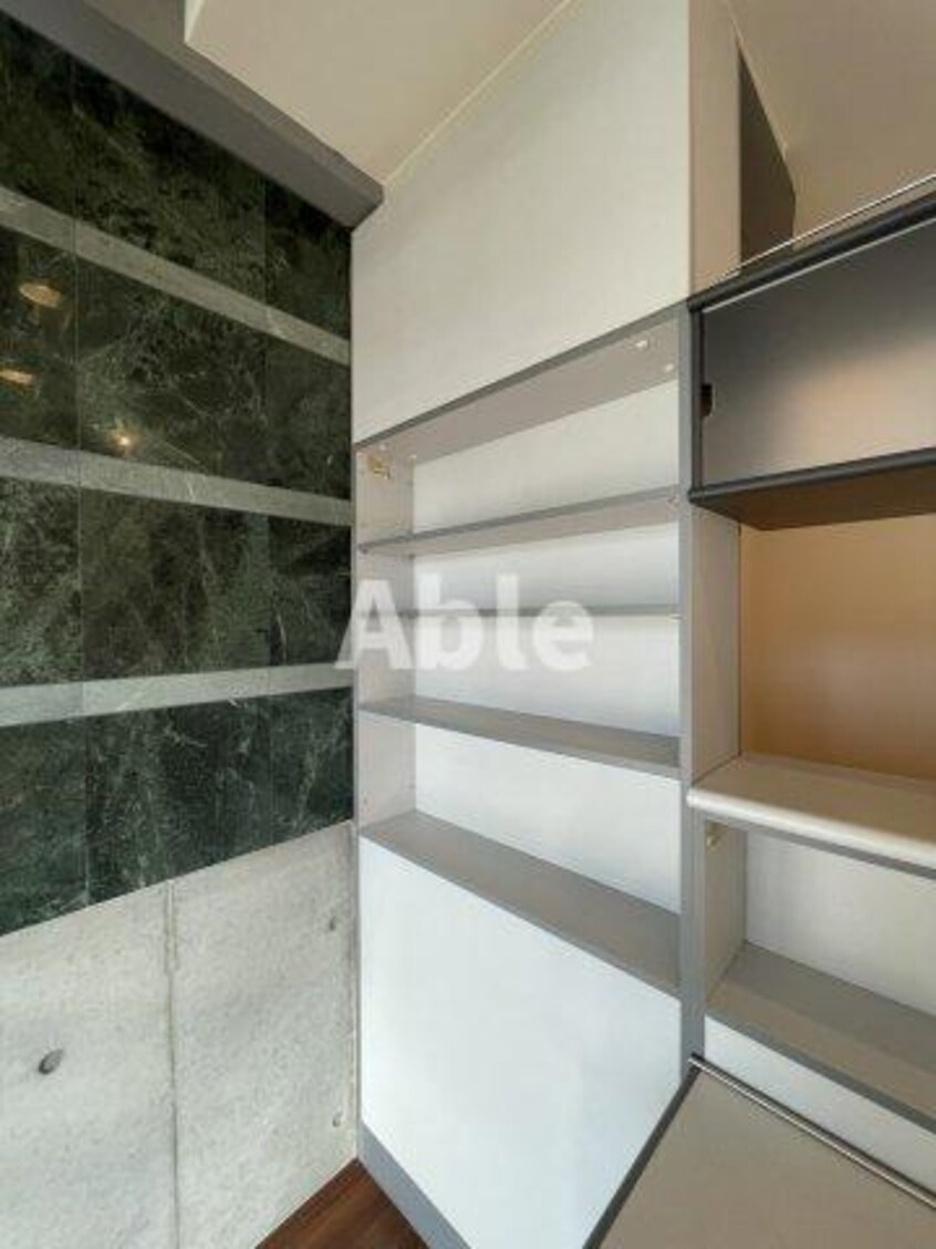  コリドールシュッド