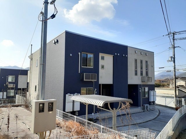  サンブリーゼ東山Ｅ