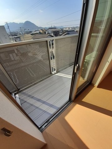  サンブリーゼ東山Ｅ