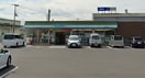 ファミリーマート 国分寺町国分店(コンビニ)まで522m サンブリーゼ東山Ｅ