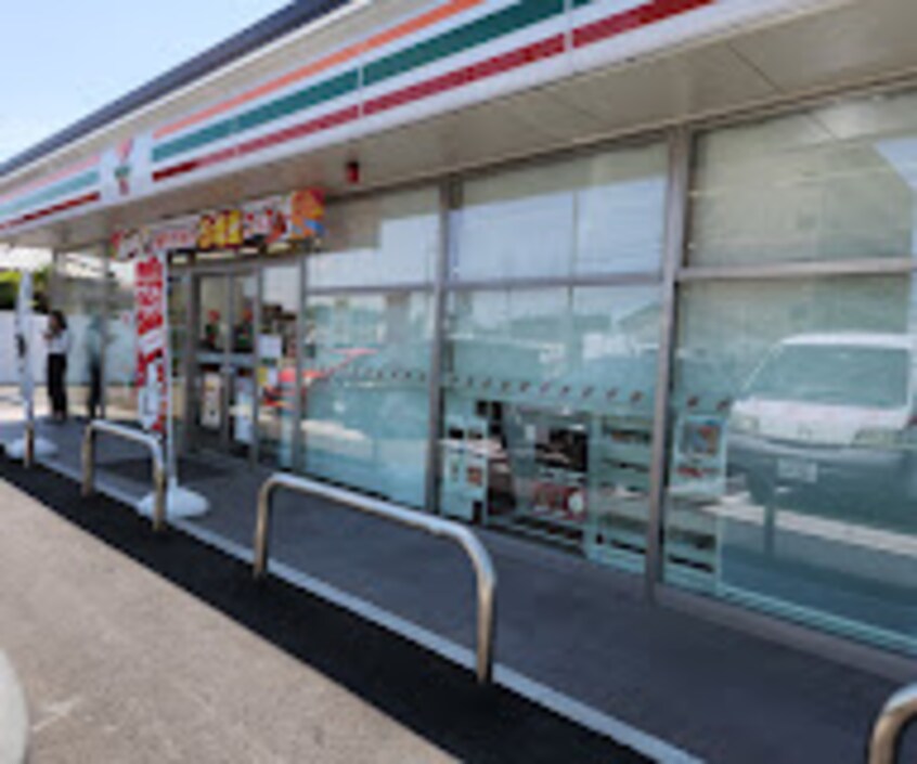 セブンイレブン 高松林町店(コンビニ)まで660m サンモールⅡ