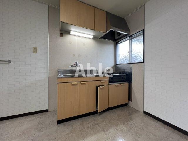  三宝ハイツ　A棟