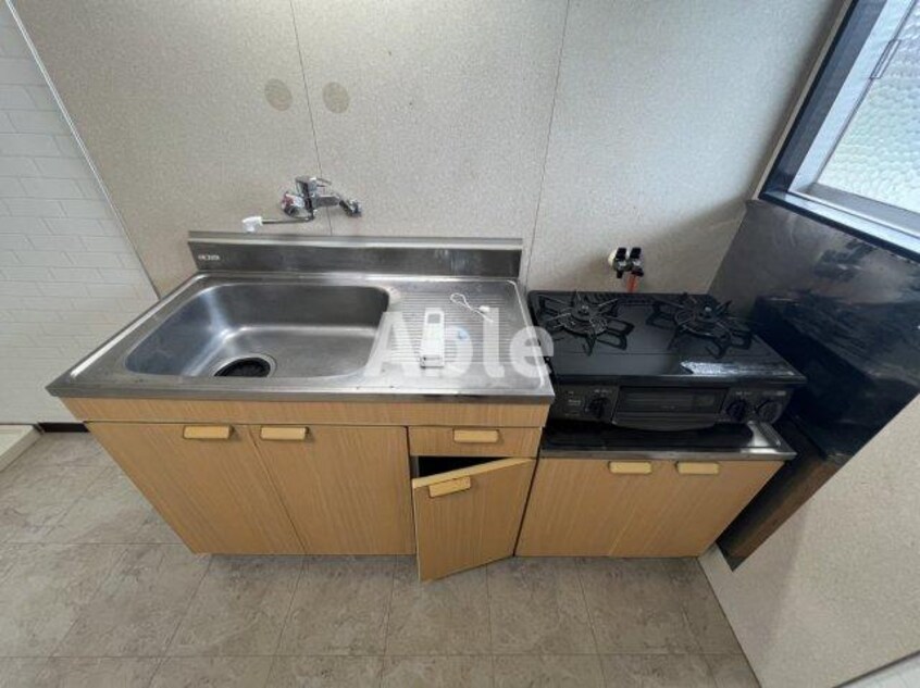  三宝ハイツ　A棟