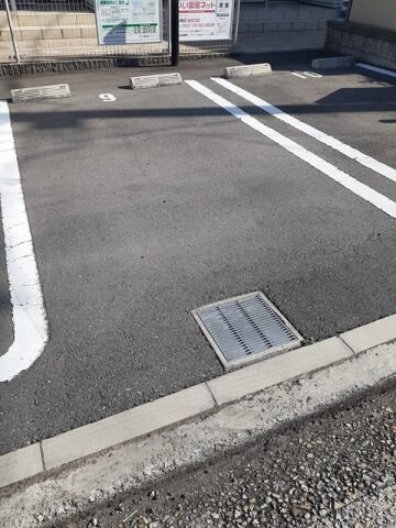  ディア　コート　中津