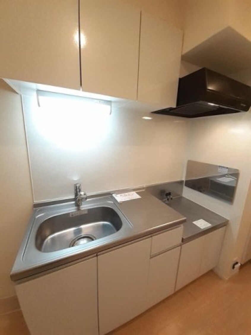  ディア　コート　中津