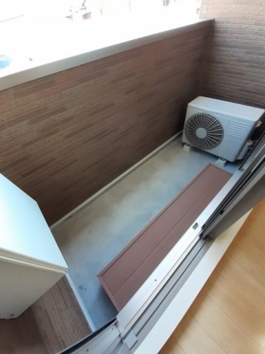  ディア　コート　中津