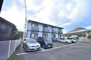 シャトル西春日　A棟の外観