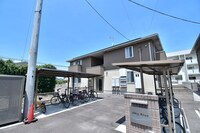 スカイブルー B棟