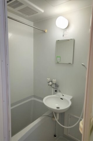  レオパレスルース