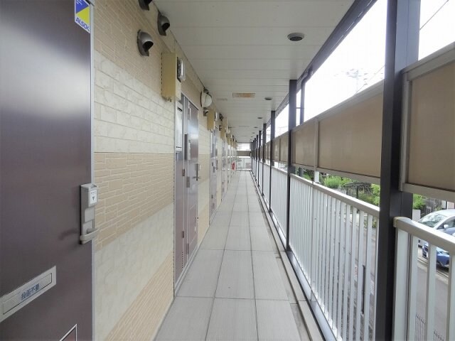 ２Ｆ共用廊下 レオパレスステラ三條