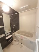  ニューマリッチ西岡