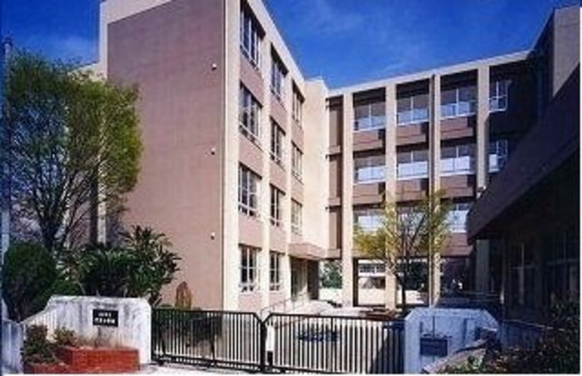 円座小学校さんまで900m ニュープレイス　Ｂ