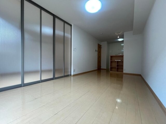  リビングタウン伏石Ⅱ　Ａ棟