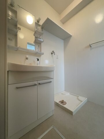  リビングタウン伏石Ⅱ　Ａ棟