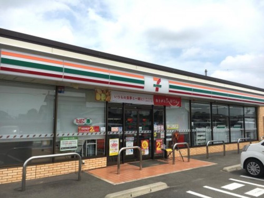 セブンイレブン 高松岡本町店(コンビニ)まで1673m サンルート堂山Ｂ