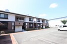 ロイヤルコート円座 D棟の外観