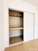  ロイヤルガーデン紙町