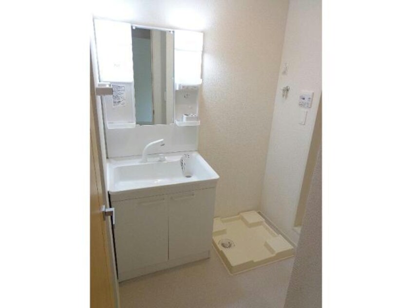  カーサ・ステラ　Ｂ棟