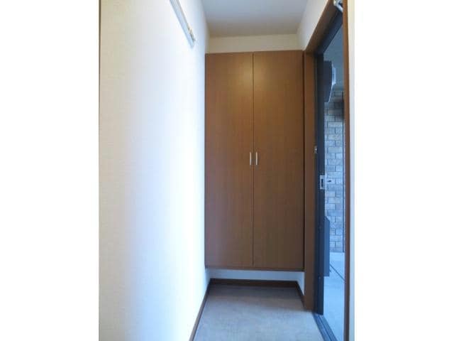  セジュール札元　B棟