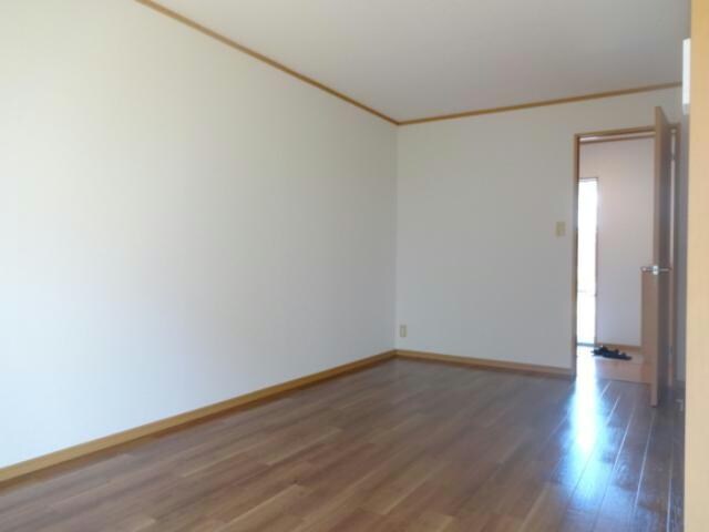  リースランド札元　F棟
