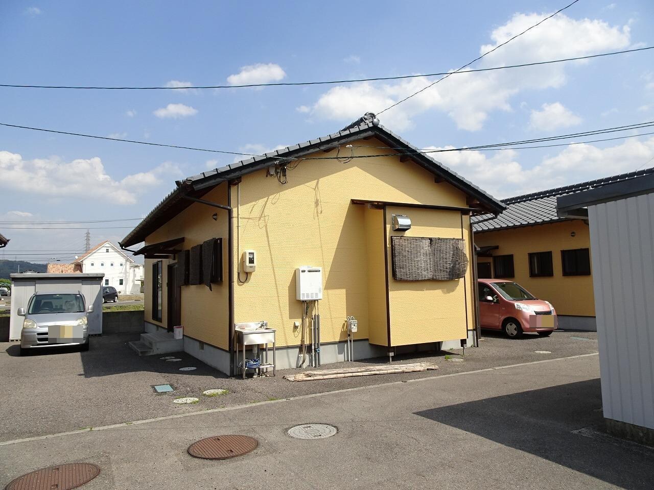  坂井町3丁目15-8貸家