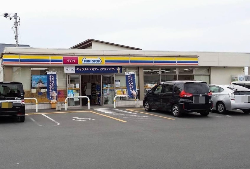 ミニストップ新居浜喜光地町店(コンビニ)まで333m メゾン・ド・ジュネス