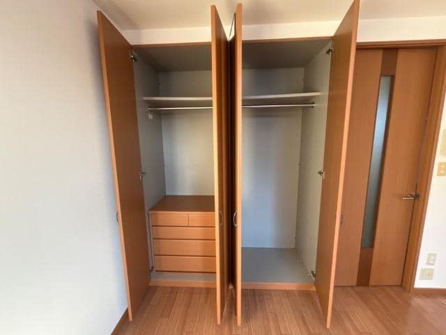 収納 イーストリバー