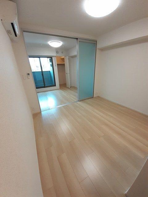  サンリット峰
