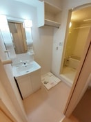  モンシェ　モア・VI