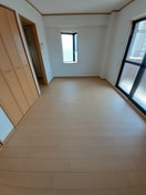  モンシェ　モア・II