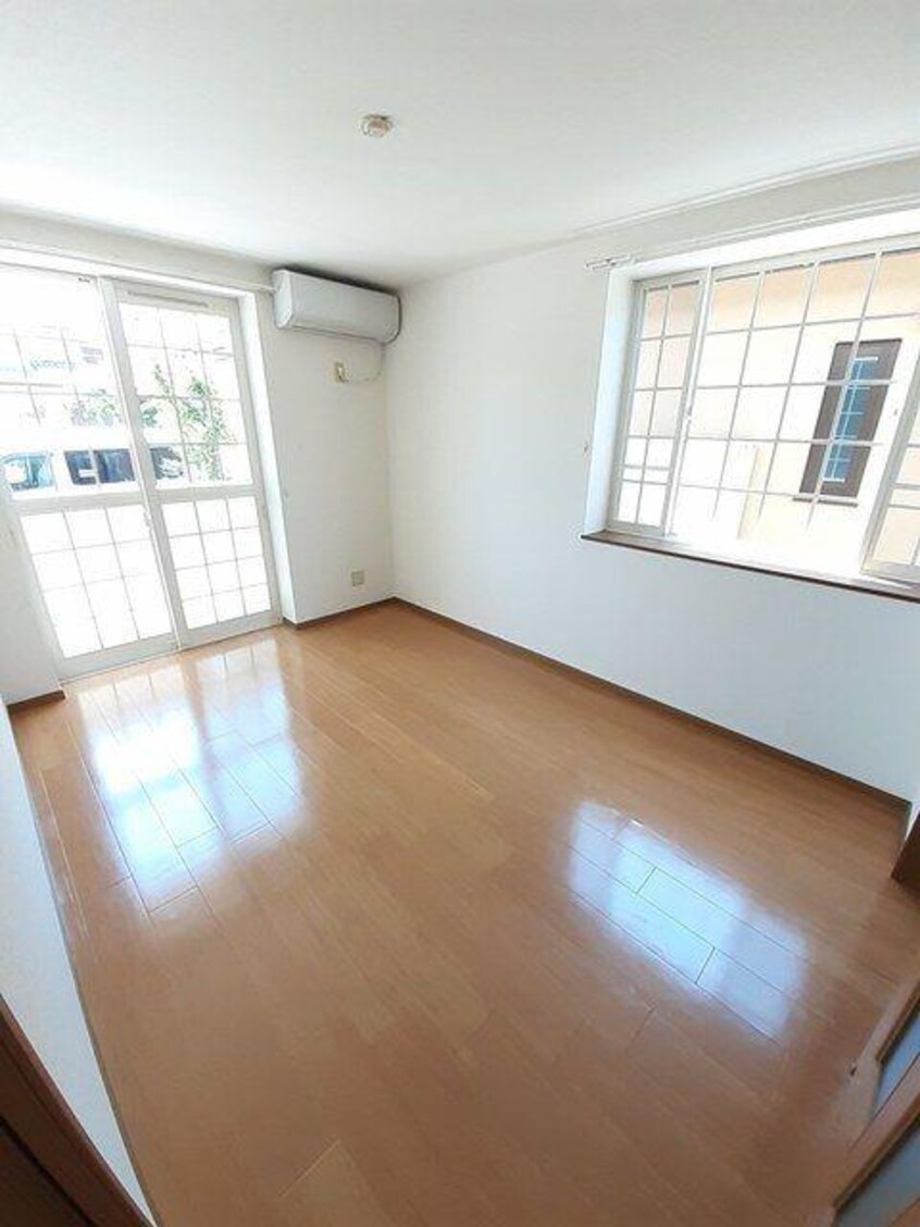  ソレアードアパルタメント