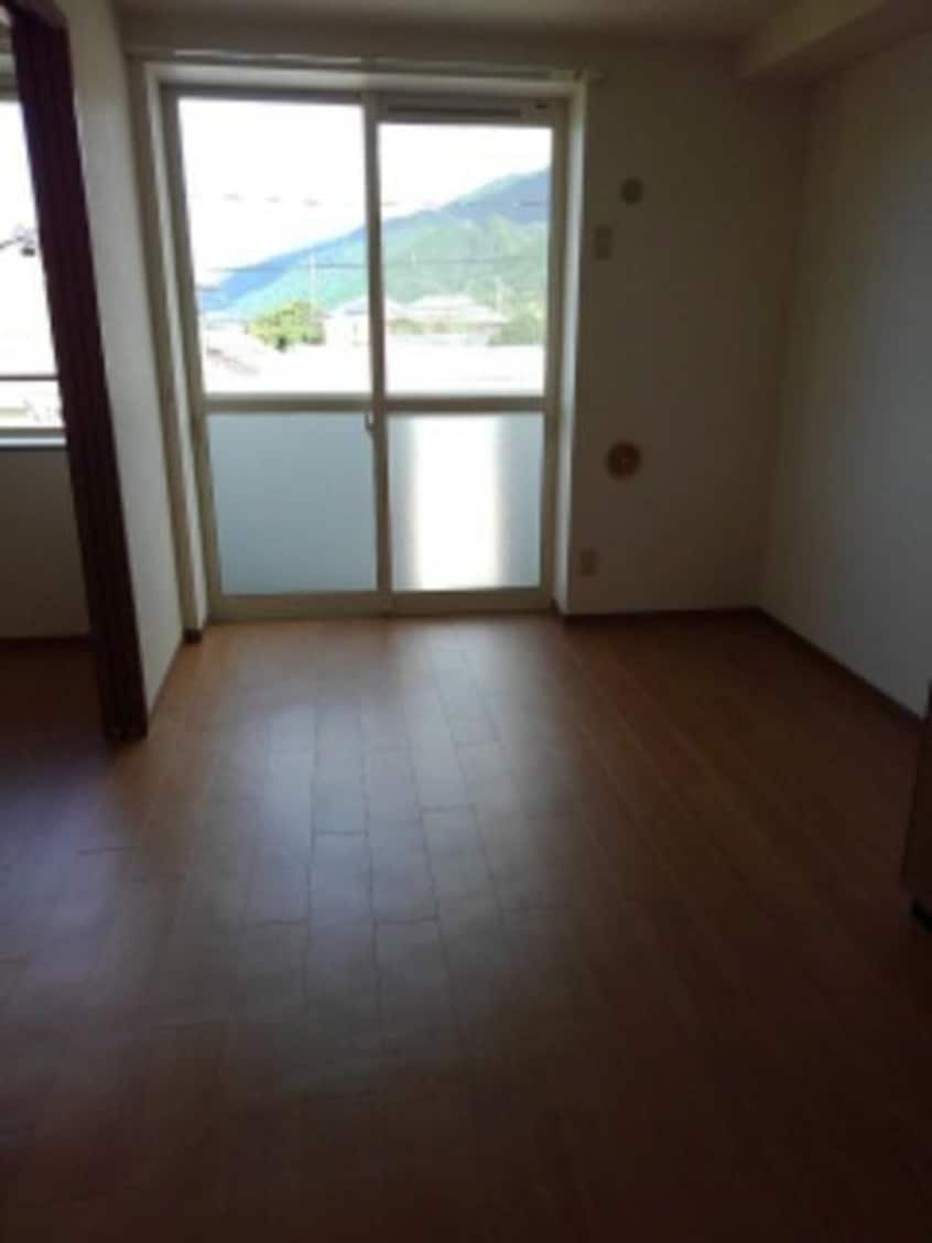  広瀬ガーデンハイツ