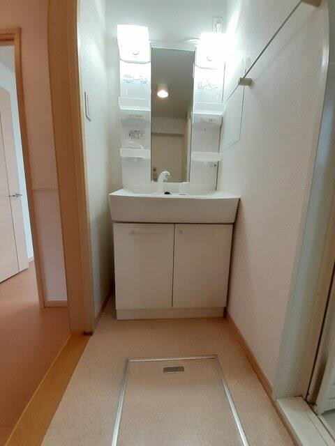  ラ・クゥー　Ｂ