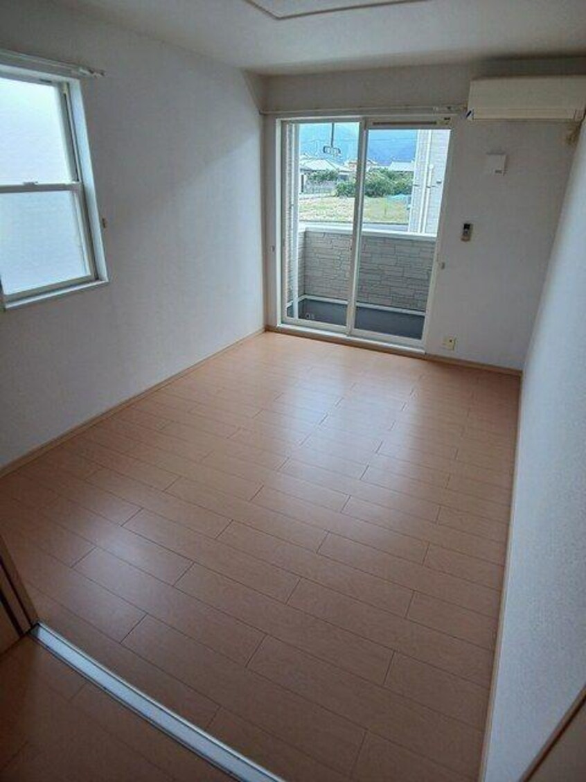  サンリット　レジデンスＢ