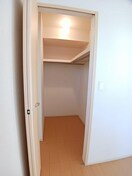  ベアート　サリーナ