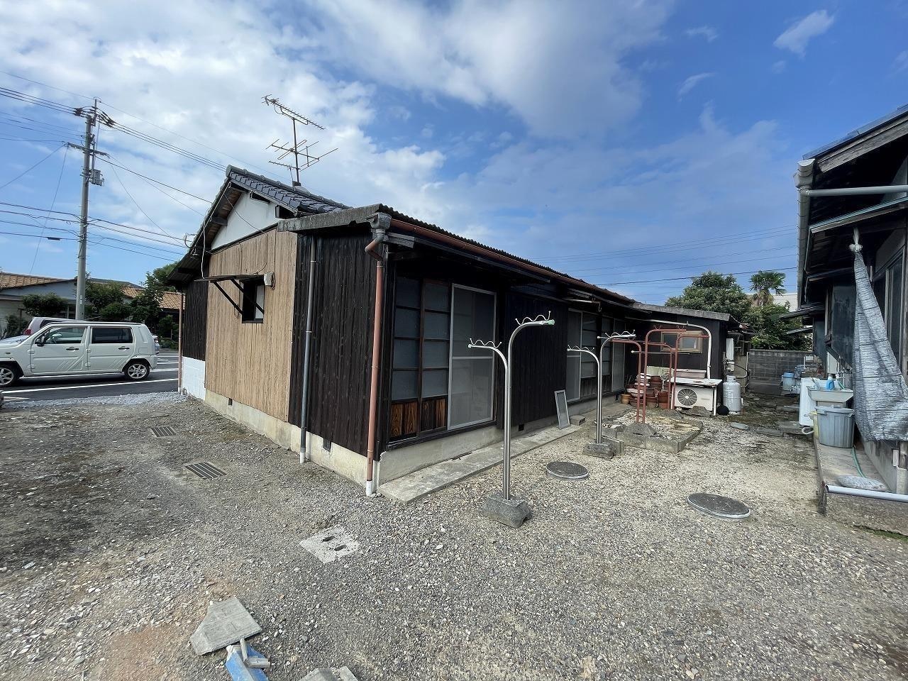  坂井町3丁目7-8貸家