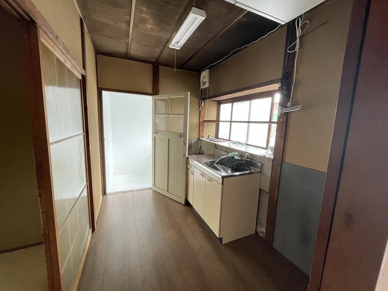  坂井町3丁目7-8貸家