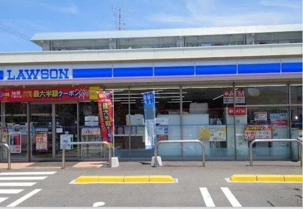 ローソン高津店(コンビニ)まで220m Bellevie　TAKATSU　A