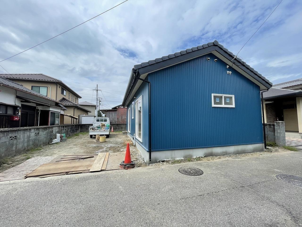  東雲町3丁目1-35貸家