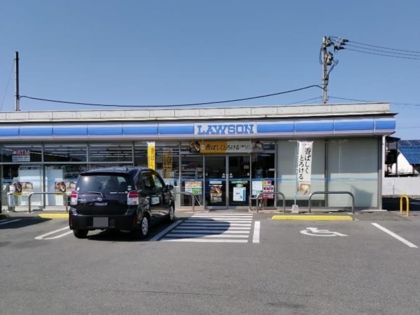 ローソン新居浜八幡店(コンビニ)まで900m Crecia　Town