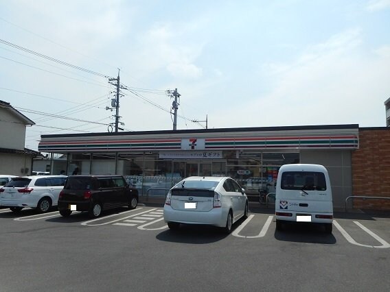 セブンイレブン本庄町４丁目店まで190m オンリーワン