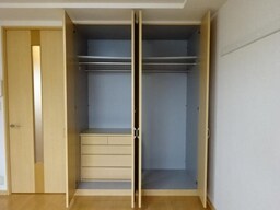 クローゼット