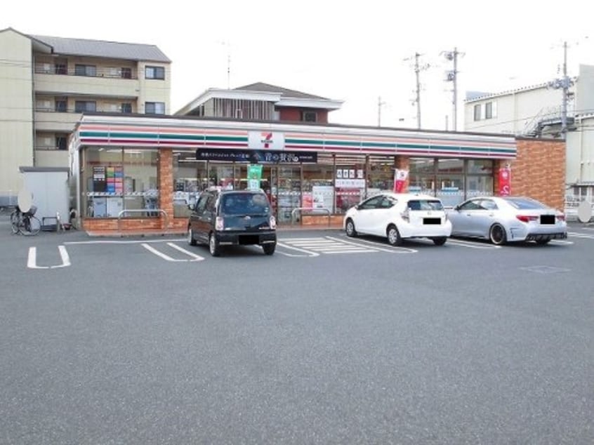 セブンイレブン 福山南蔵王2丁目店(コンビニ)まで112m サクラローレル