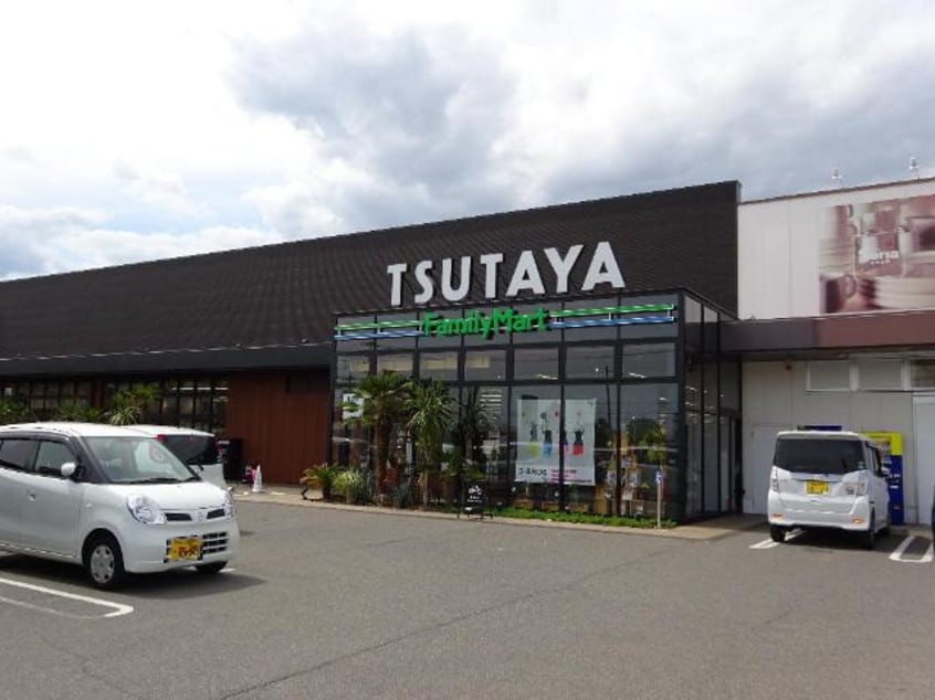 TSUTAYA松永店まで3,671ｍ プルメリア