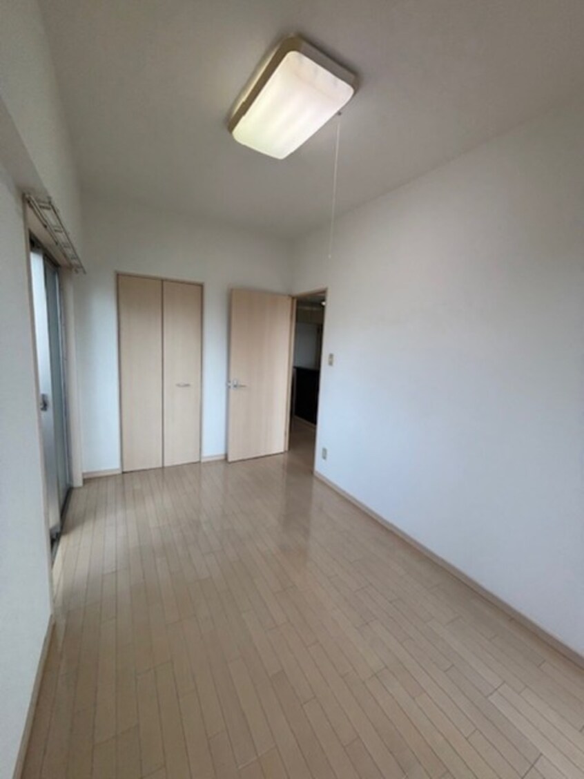  フラットリア春日