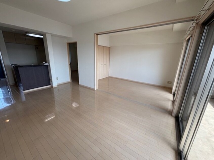  フラットリア春日