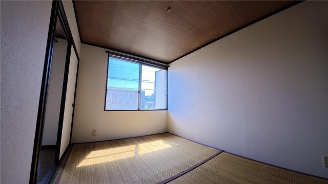  春日サンハイツB