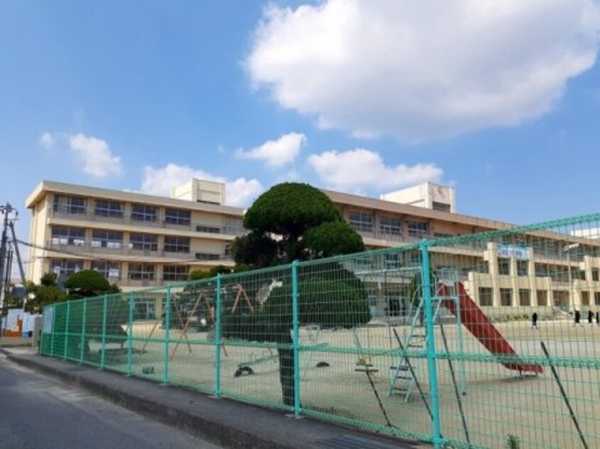 福山市立西深津小学校(小学校)まで1829m Ｄ-Ｒｅｓｉｄｅｎｃｅ御船町