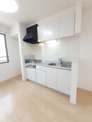  ラ・ルーチェ　Ｂ