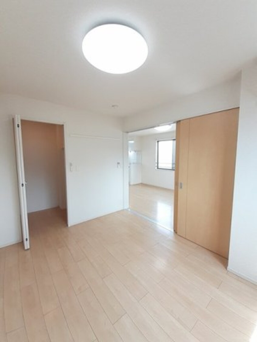  ラ・ルーチェ　Ｂ